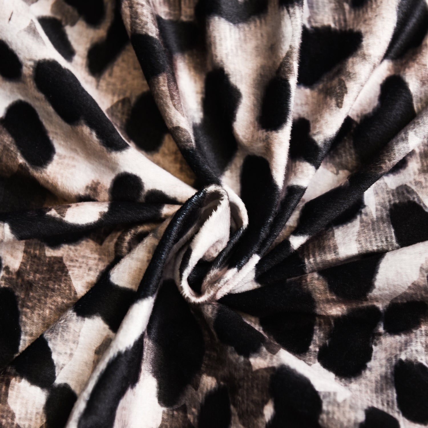 Melli Mello Most Wanted Plaid