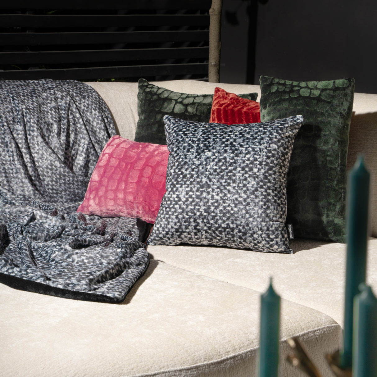 Melli Mello Black or White Plaid