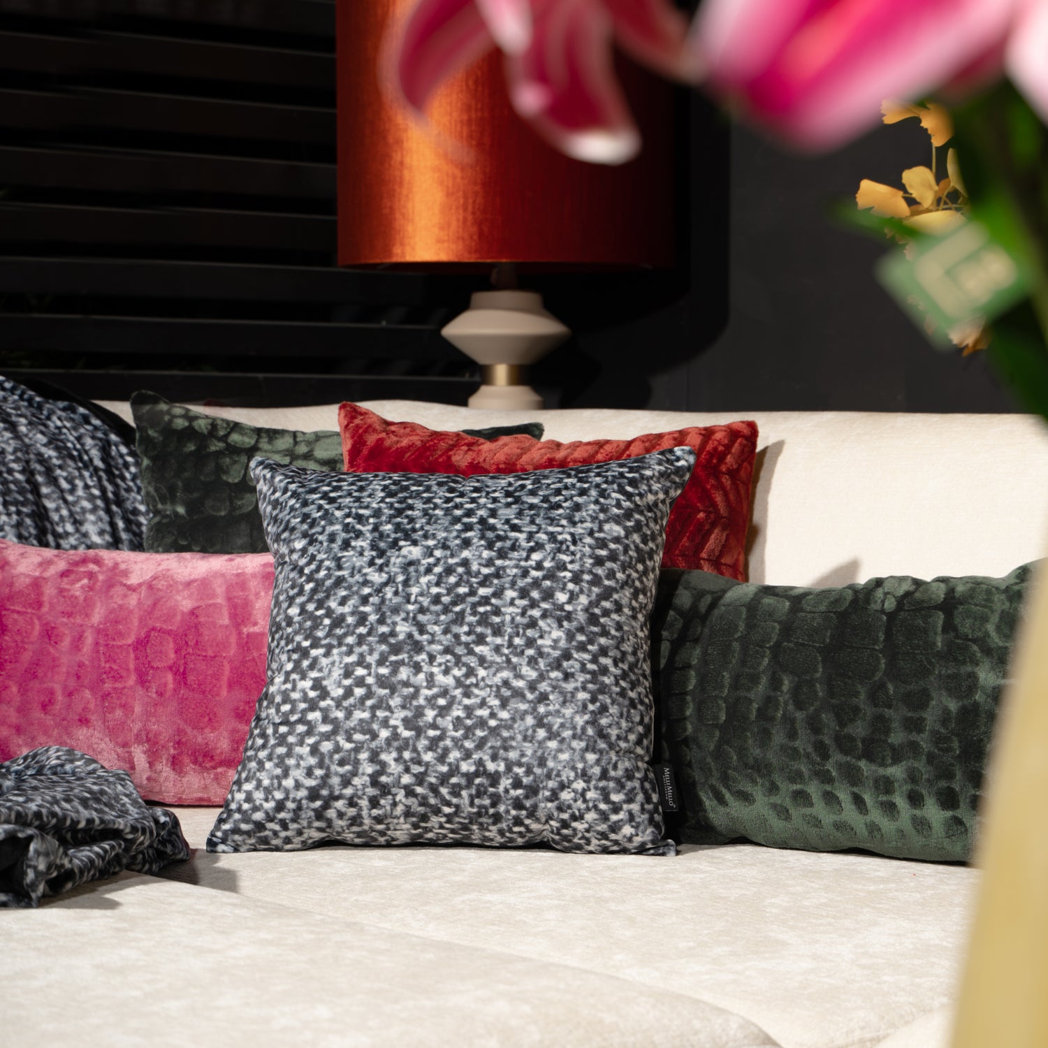 Melli Mello Black or White Sierkussen Zwart/Wit