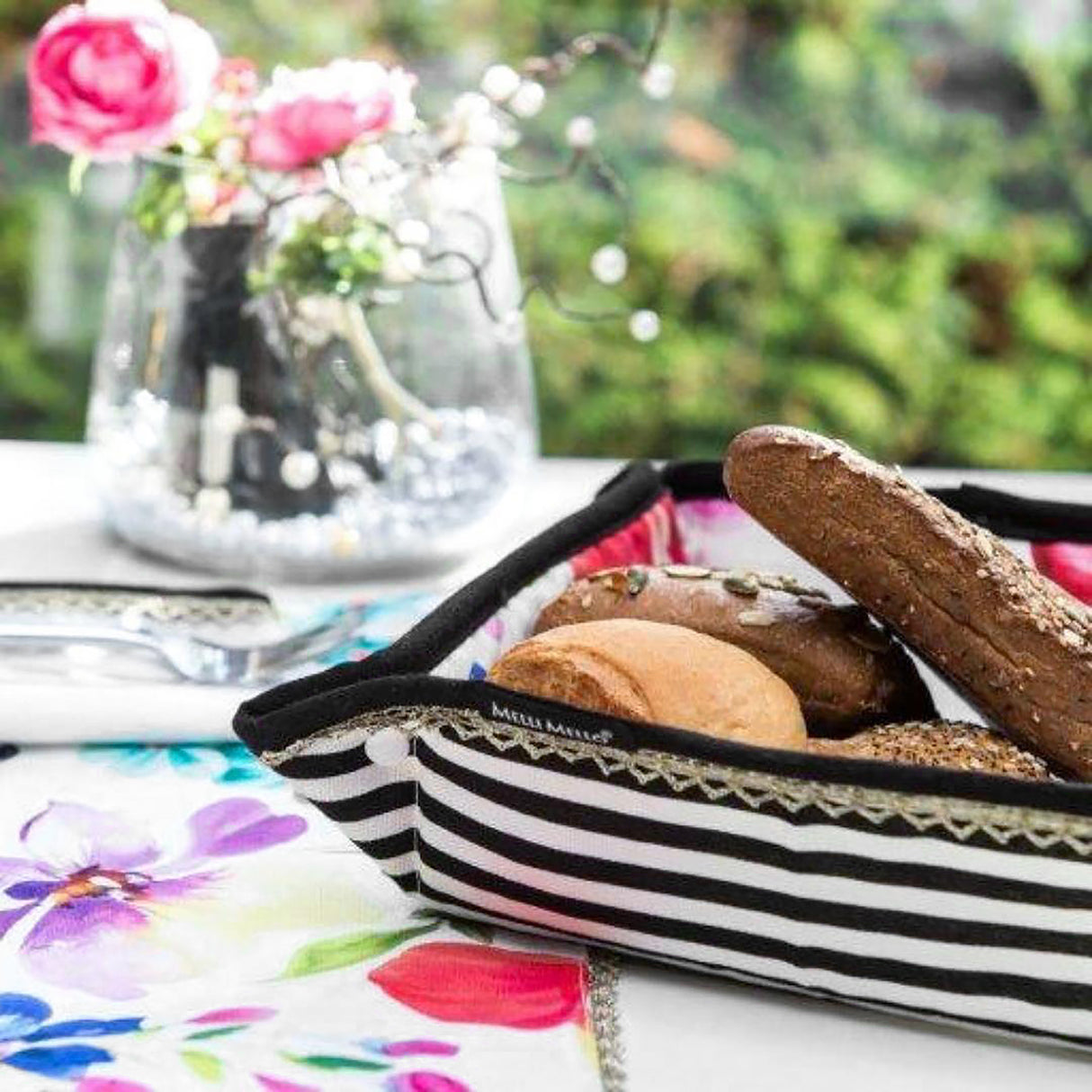 Melli Mello Stripe floral bread basket black-white stripes