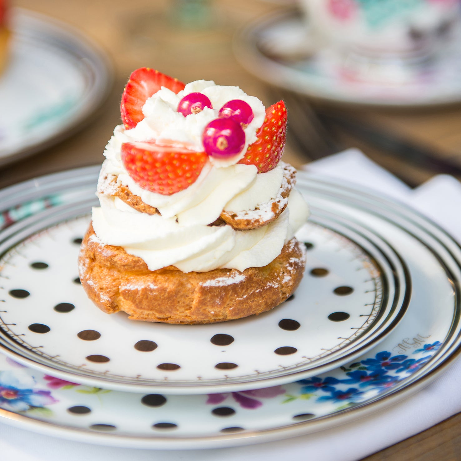 Melli Mello Nora Dots Gebaksbord Wit Stippen ø15,5cm