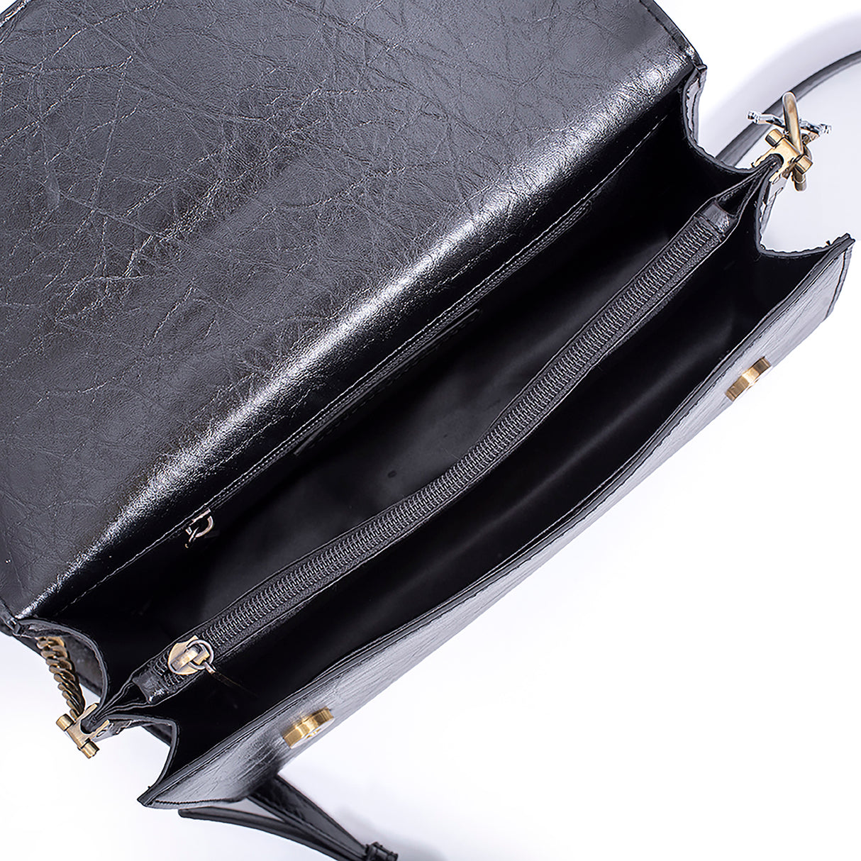 Melli Mello Leo Crossover