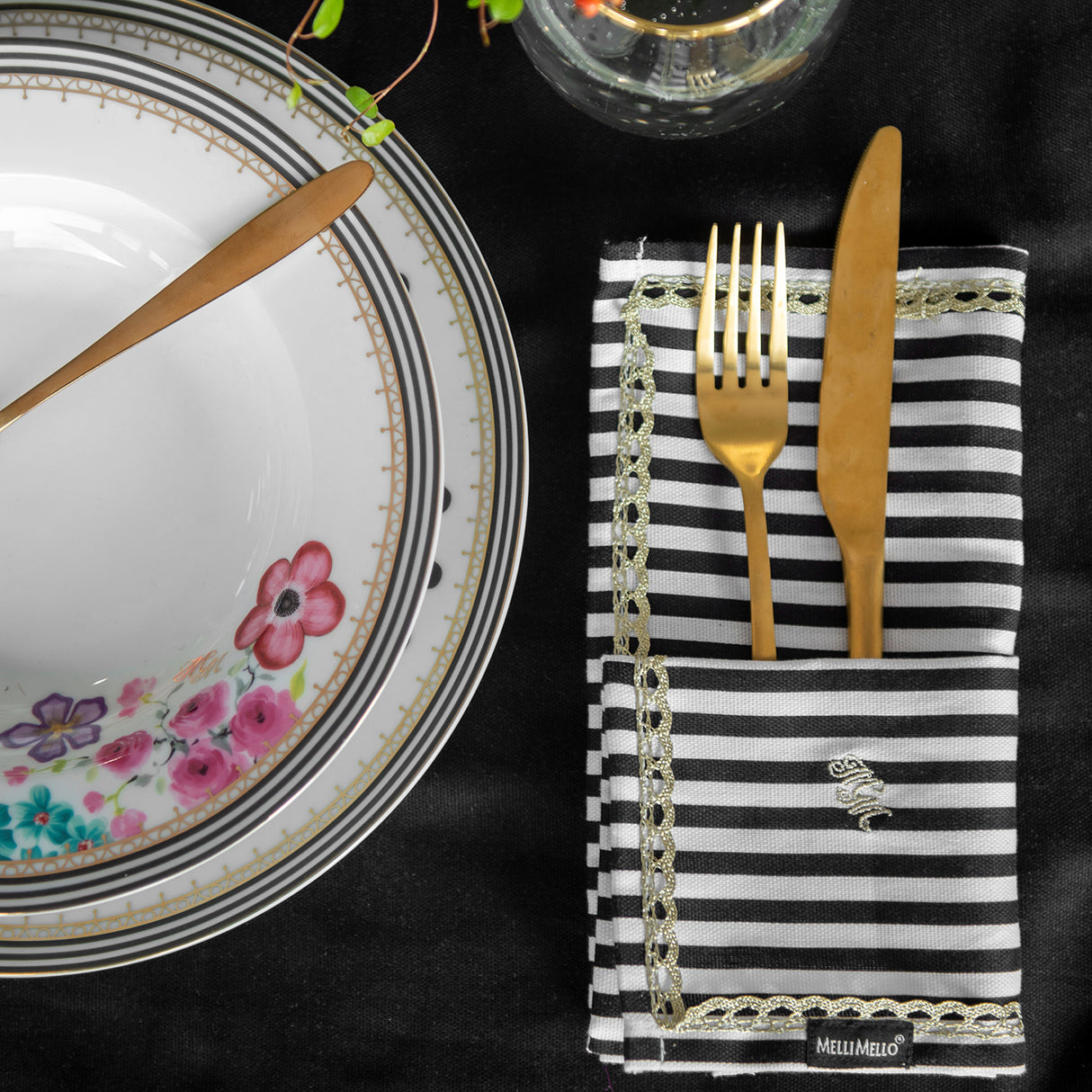 Melli Mello Stripe Napkin black white