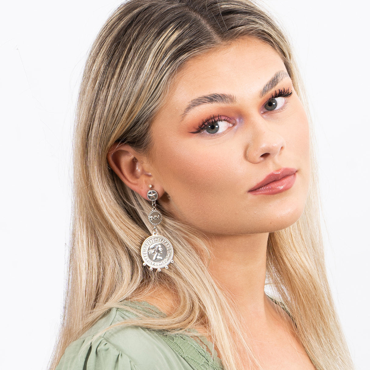 Melli Mello Triple coin Earring Silver coated
