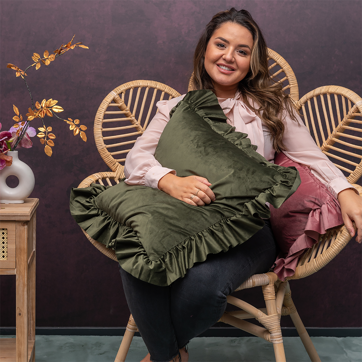 Melli Mello Velvet Ruffle Sierkussen Legergroen Groot