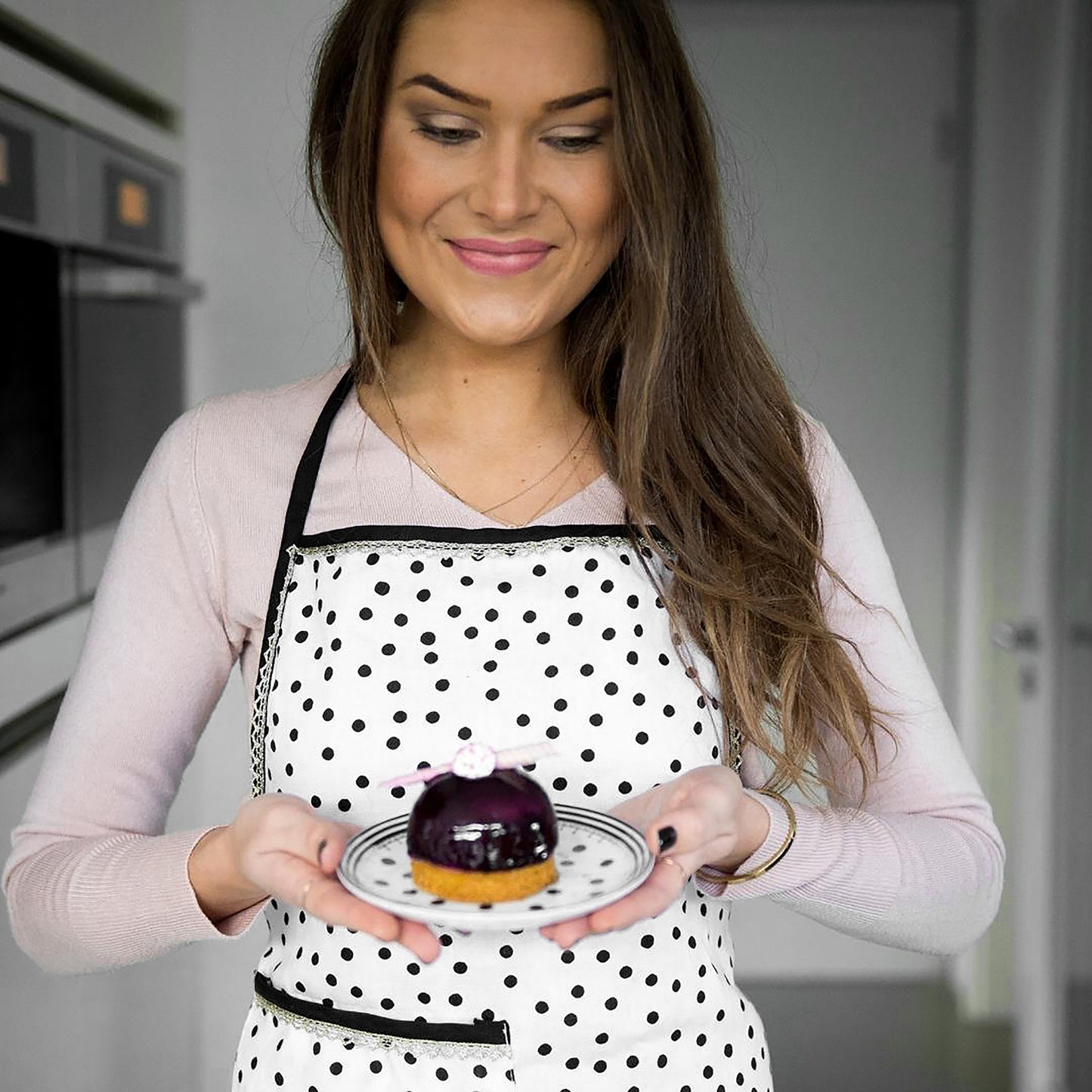 Melli Mello Nora dots Kitchen apron black-white dots